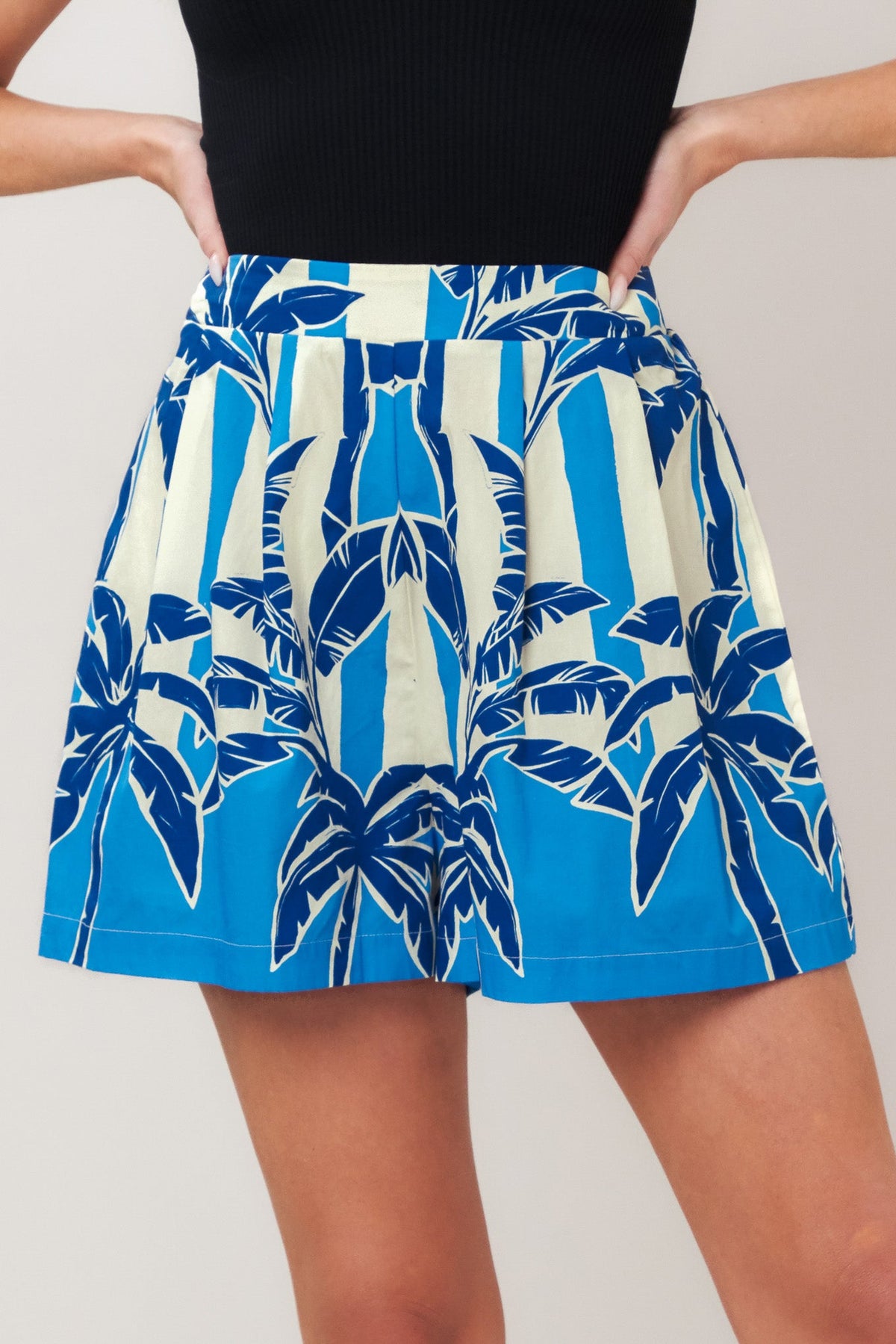 SHORTS TEJIDOS NOIR RESORT