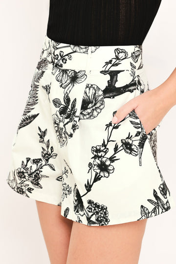 IVORY BLACK