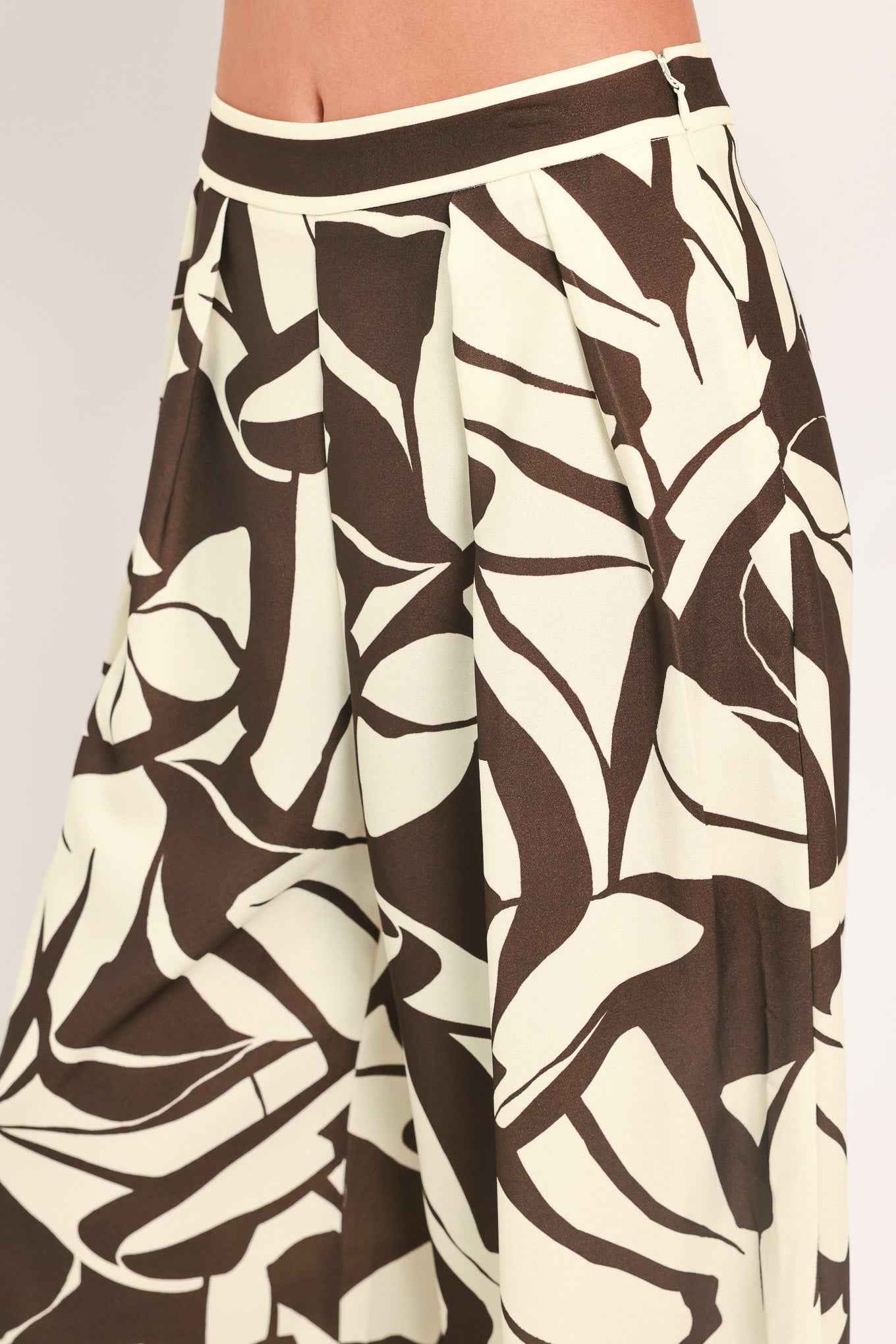 VANILLA VINE MOSAIC WOVEN WIDE LEG PANTS