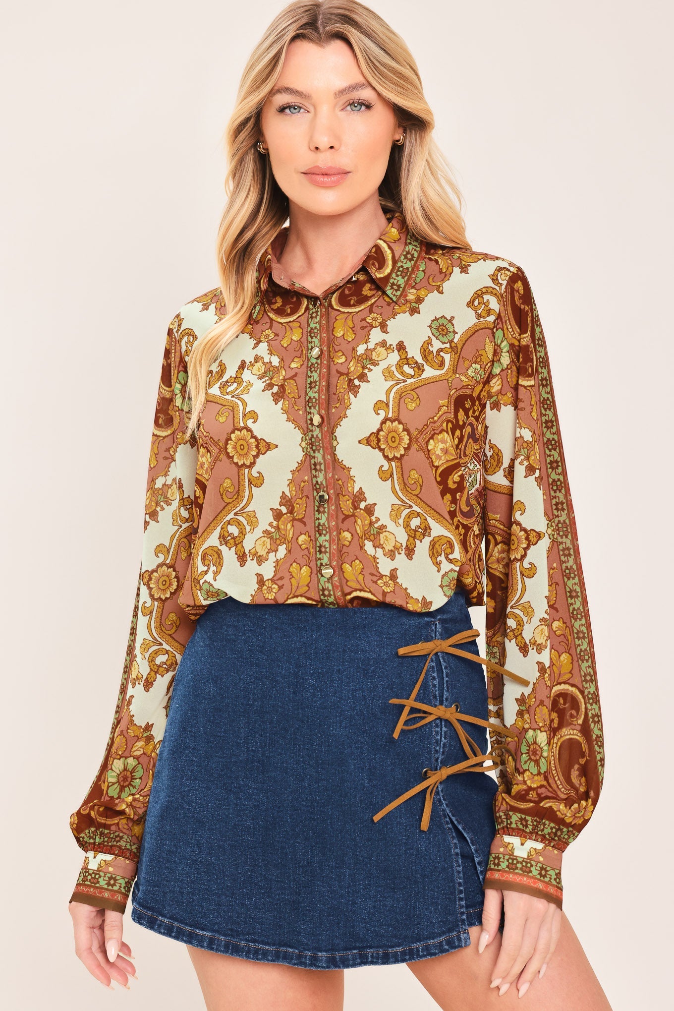FALDA-SHORT DE MEZCLILLA RETRO CAFÉ