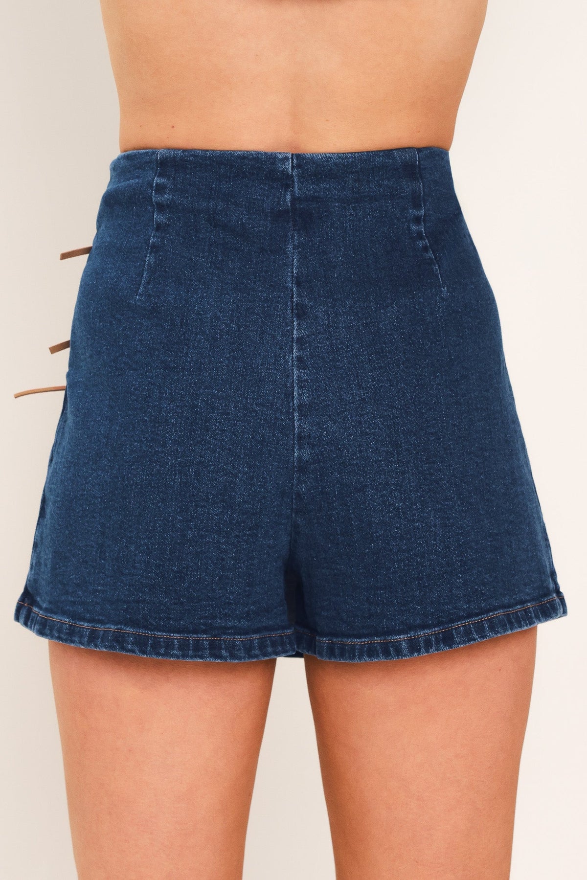FALDA-SHORT DE MEZCLILLA RETRO CAFÉ