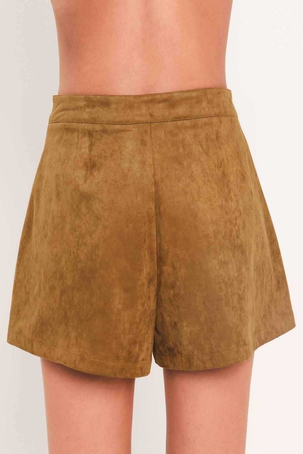 AMBER ARABESQUE AURA FAUX SUEDE SHORTS