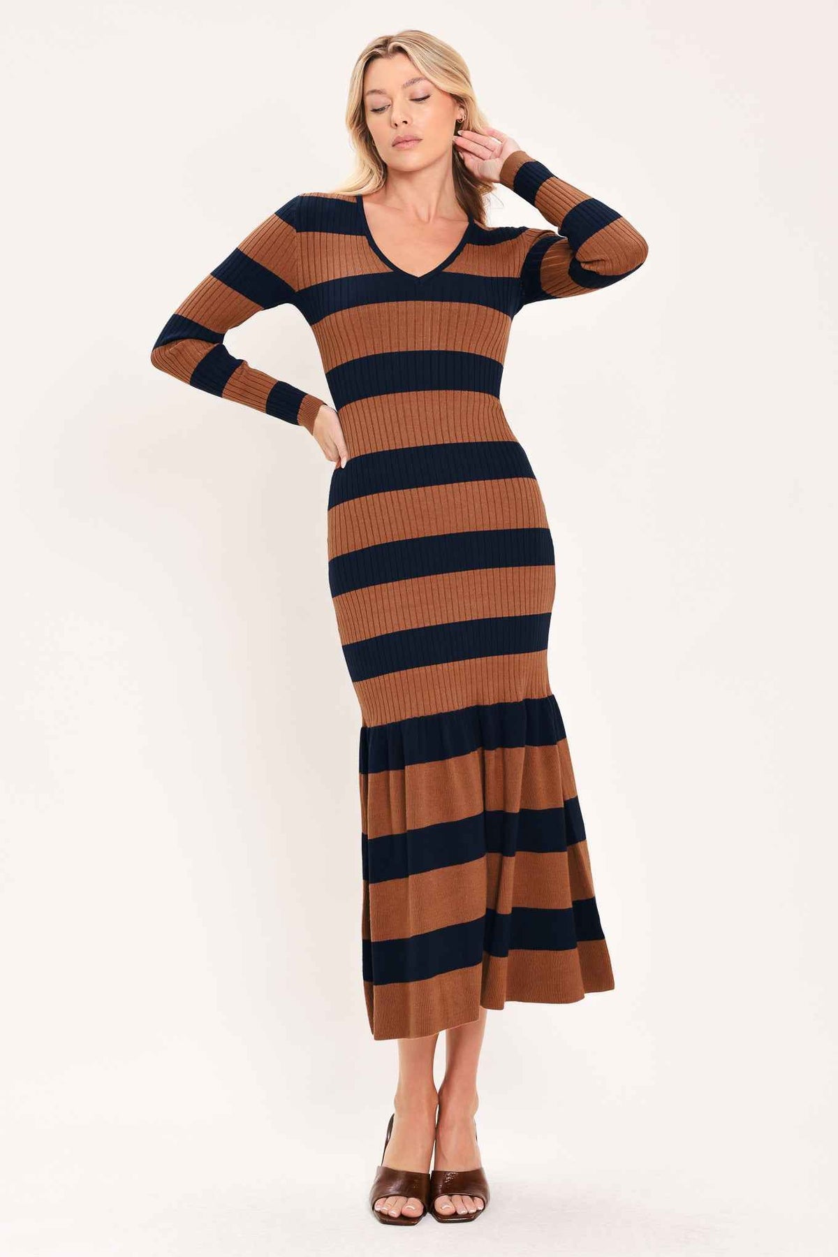COGNAC NAVY RHYTHM SWEATER KNIT MIDI MERMAID DRESS