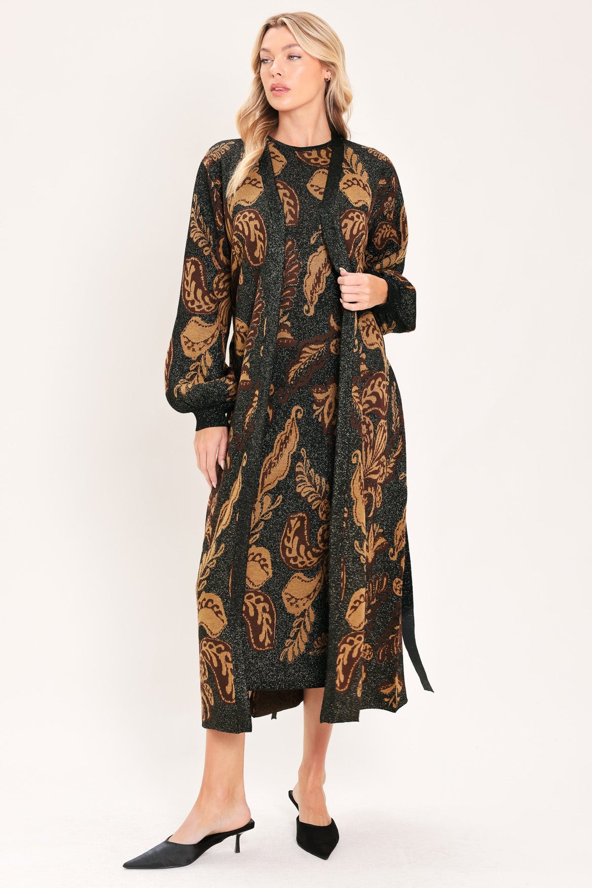 VESTIDO MIDI DE PUNTO JACQUARD CON DISEÑO DE JARDÍN VINTAGE