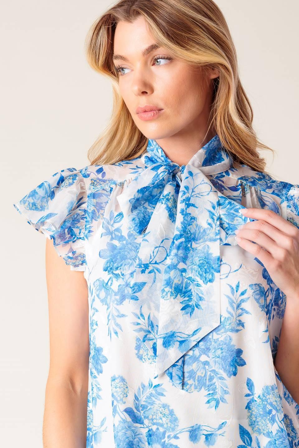 BEAUTY ICON WOVEN TOP