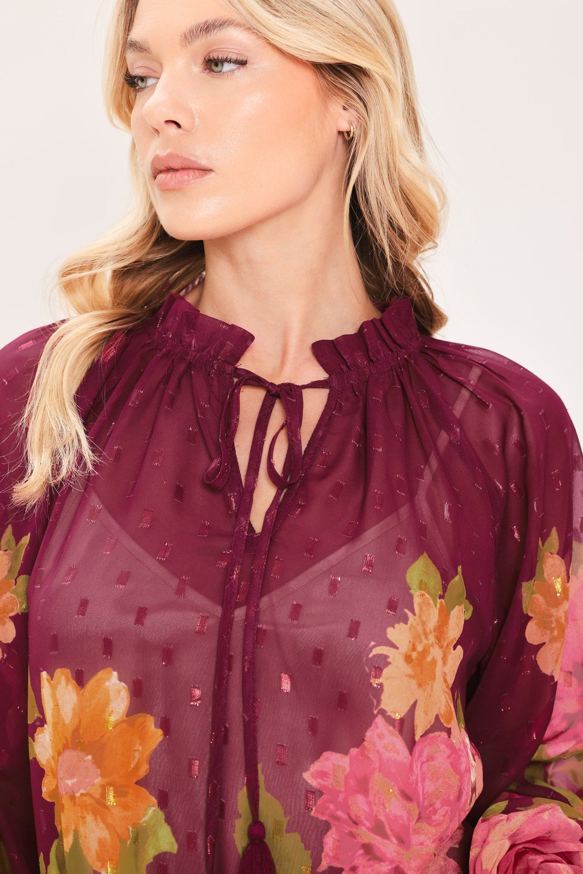 TOP TEJIDO FLORA ROMÁNTICA
