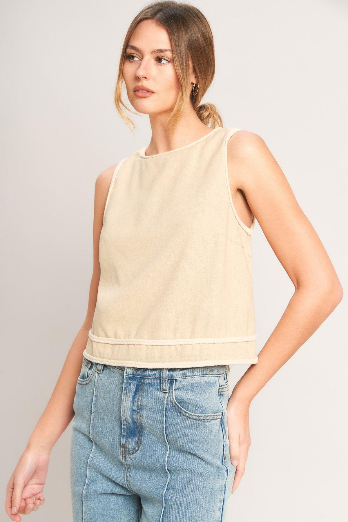ELEVATED ESSENTIAL WOVEN TOP