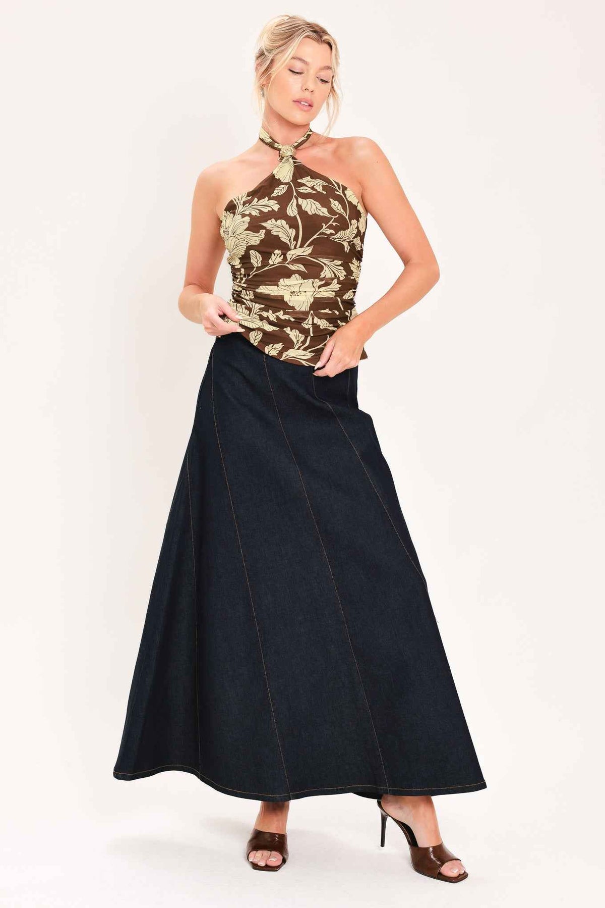 EARTHY FLORAL TEMPTATION POWER MESH TOP