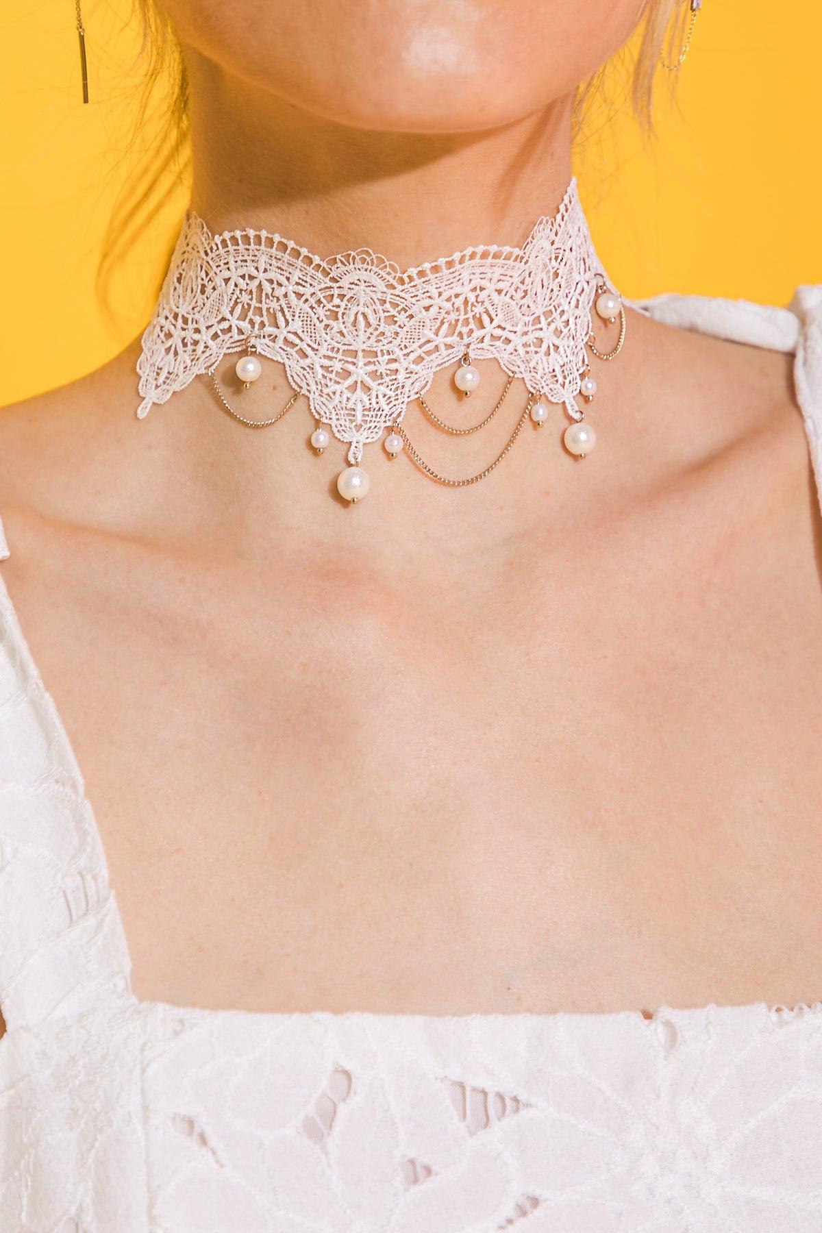 GARGANTILLA DE ENCAJE Y PERLAS "CHOOSE HAPPINESS"