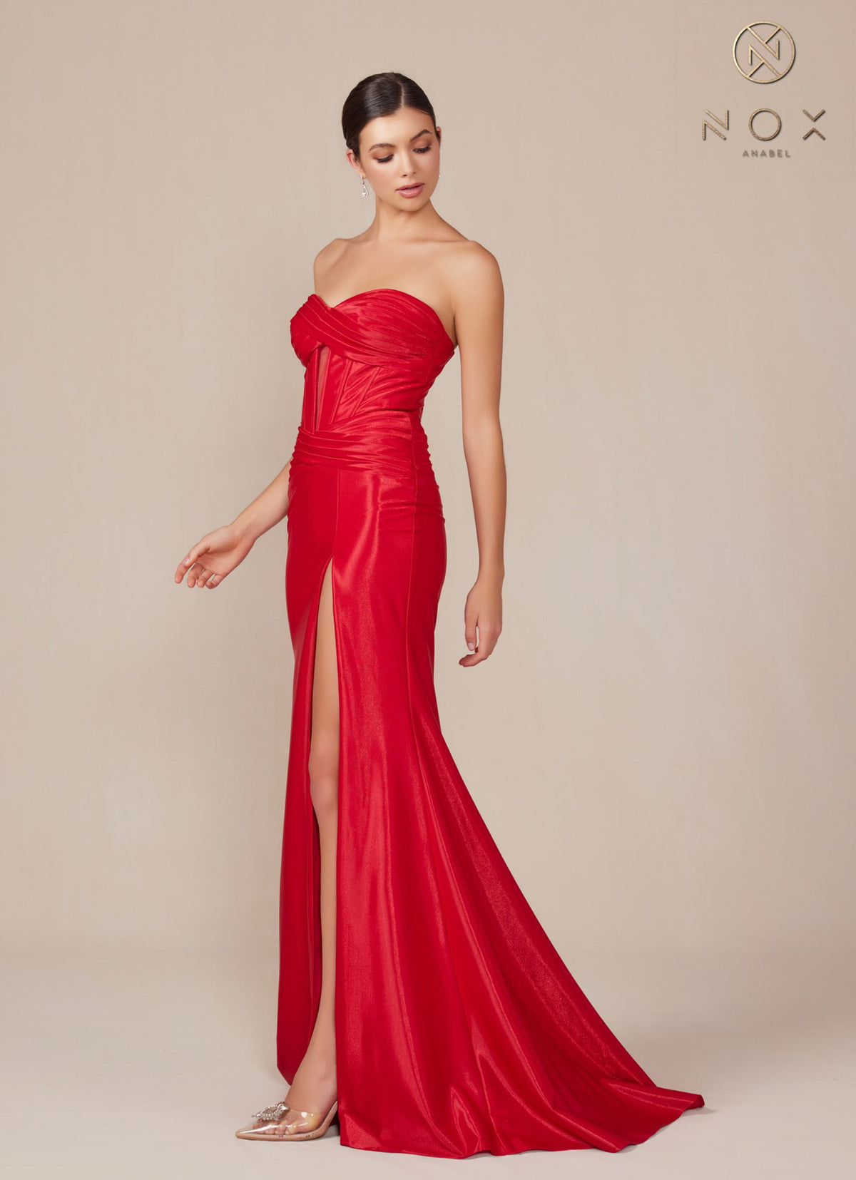 Vestido de noche largo Nox Anabel T1489 sin tirantes ajustado