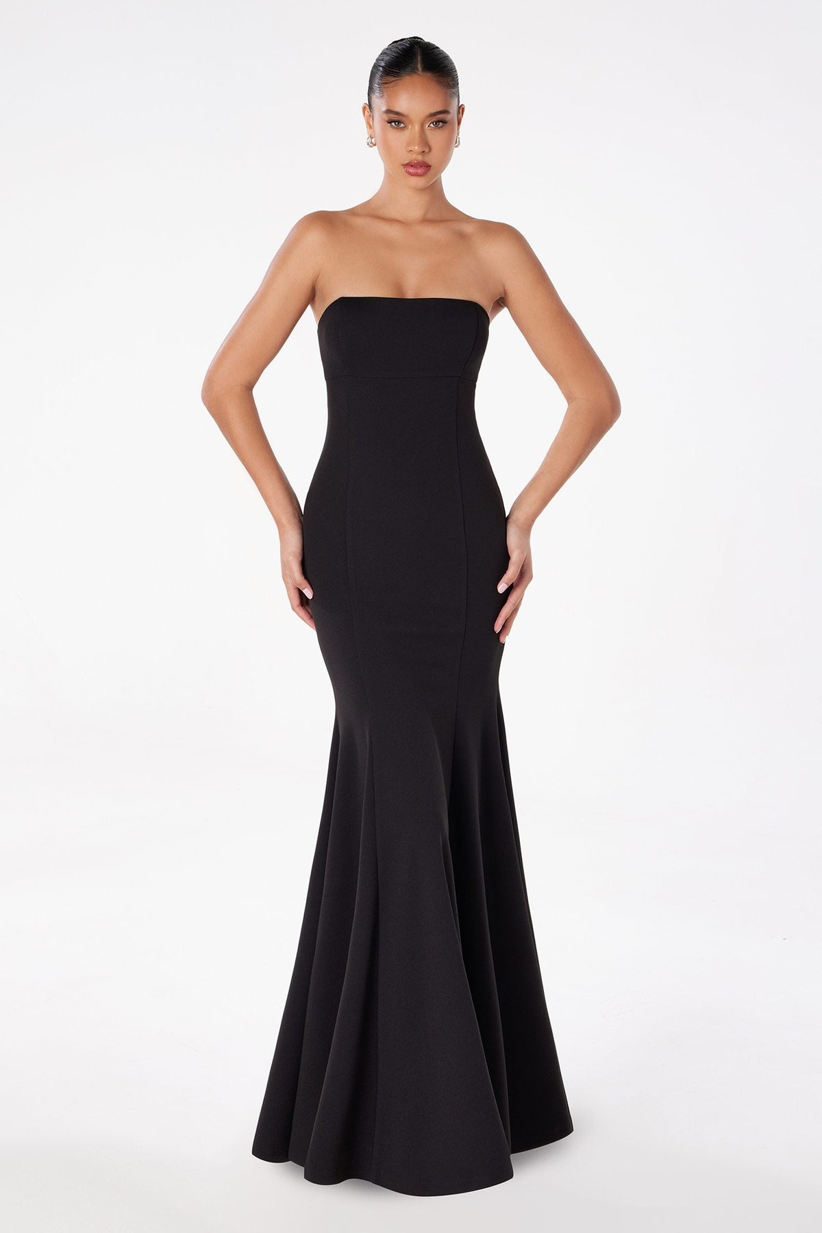 Vestido de gala de sirena sin tirantes ajustado Astee T2010