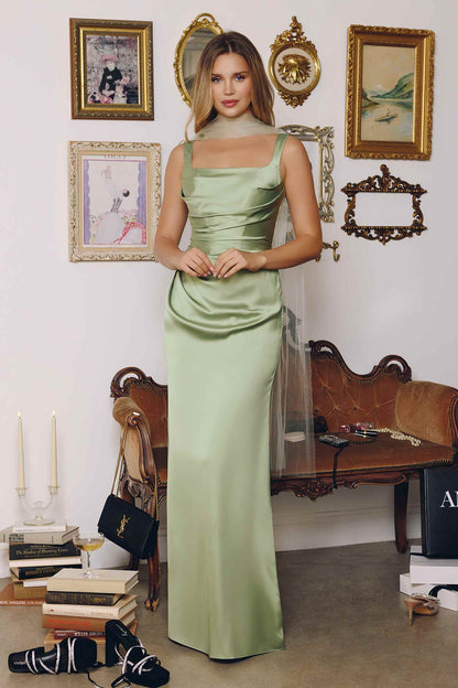 CLEARANCE - Amoris T729 Sleek Satin Adjustable Straps Fitted Gown (Size M)