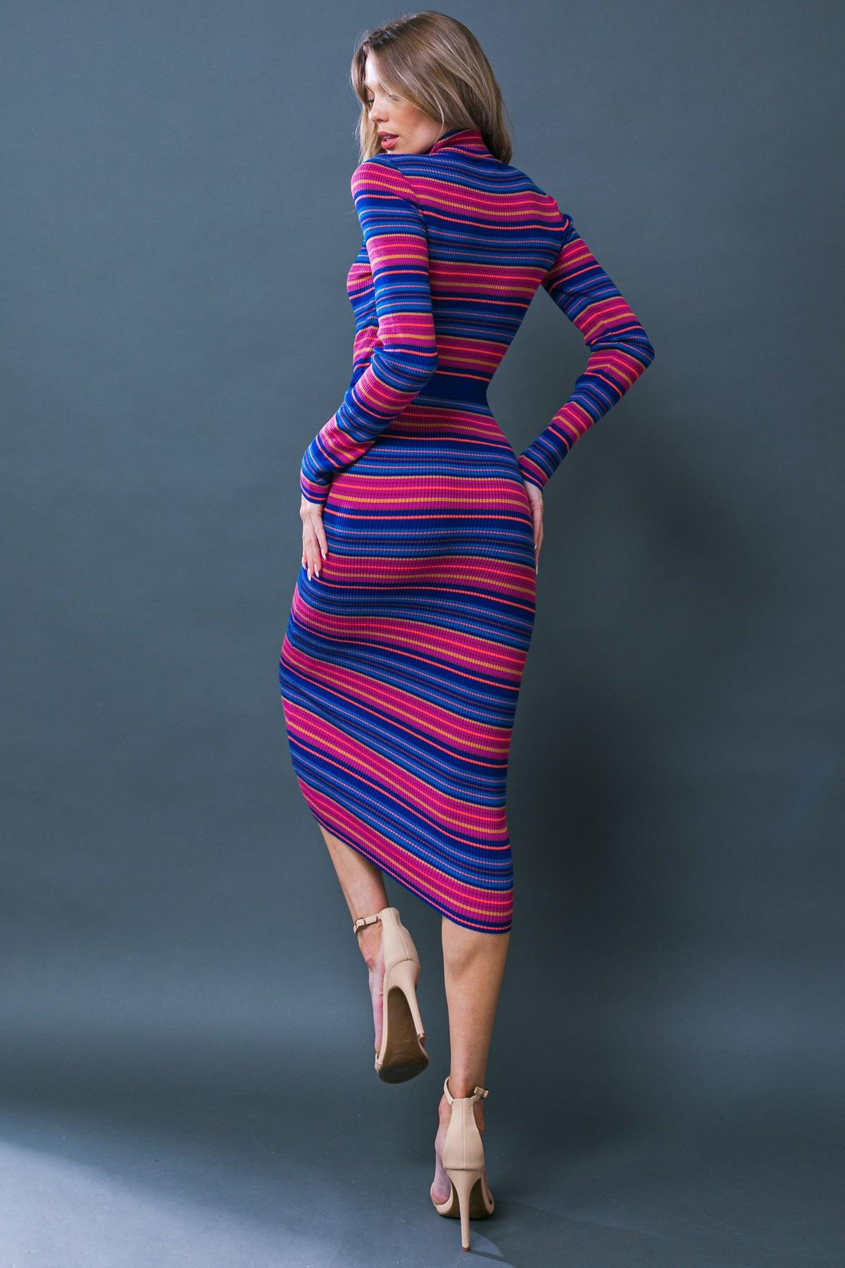 VESTIDO MIDI DE PUNTO CON BRILLO NOTABLE
