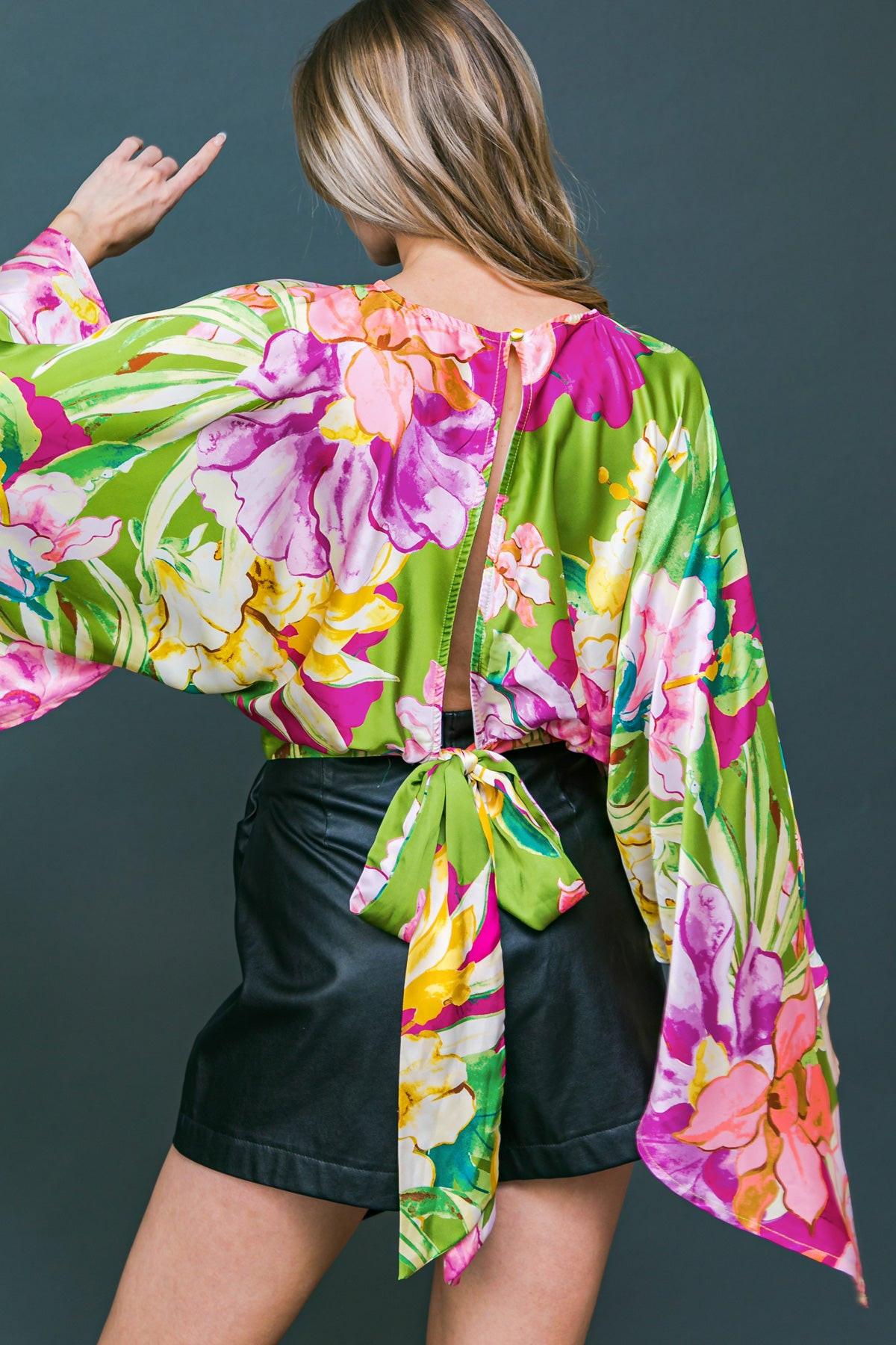 TOP TEJIDO CON PRESENCIA EXTRAVAGANTE
