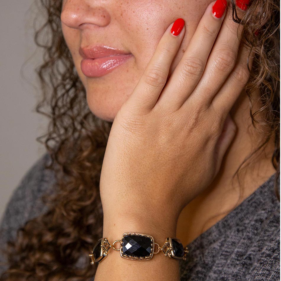 Black Onyx Golden Link Bracelet