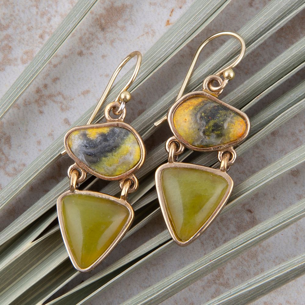 Pendientes largos dorados de jaspe abejorro amarillo con bisagras