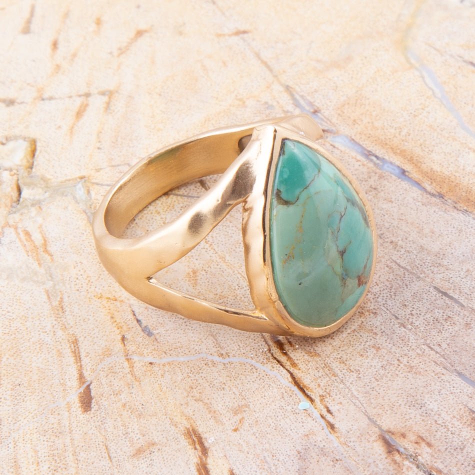 Anillo de lágrima Maisy azul turquesa dorado