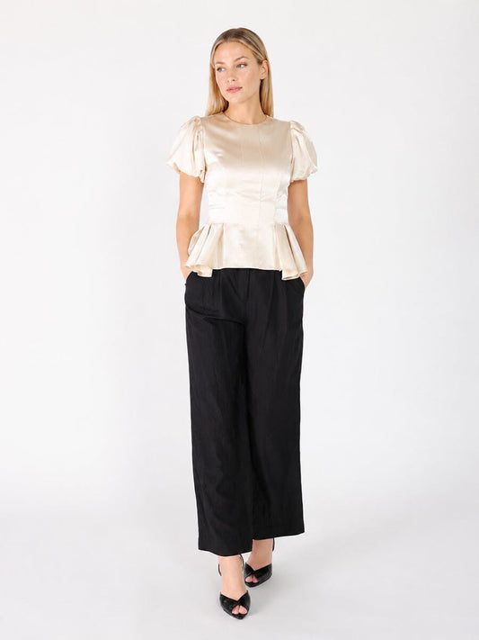 Gracia Fashion Women's Puffed Sleeve Ruffle Bottom Crew Neck Top